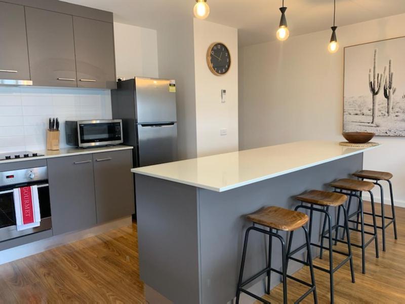 Captains Cove 1St Floor Spa Luxury Apartments - Free Netflix Пейнсвил Екстериор снимка