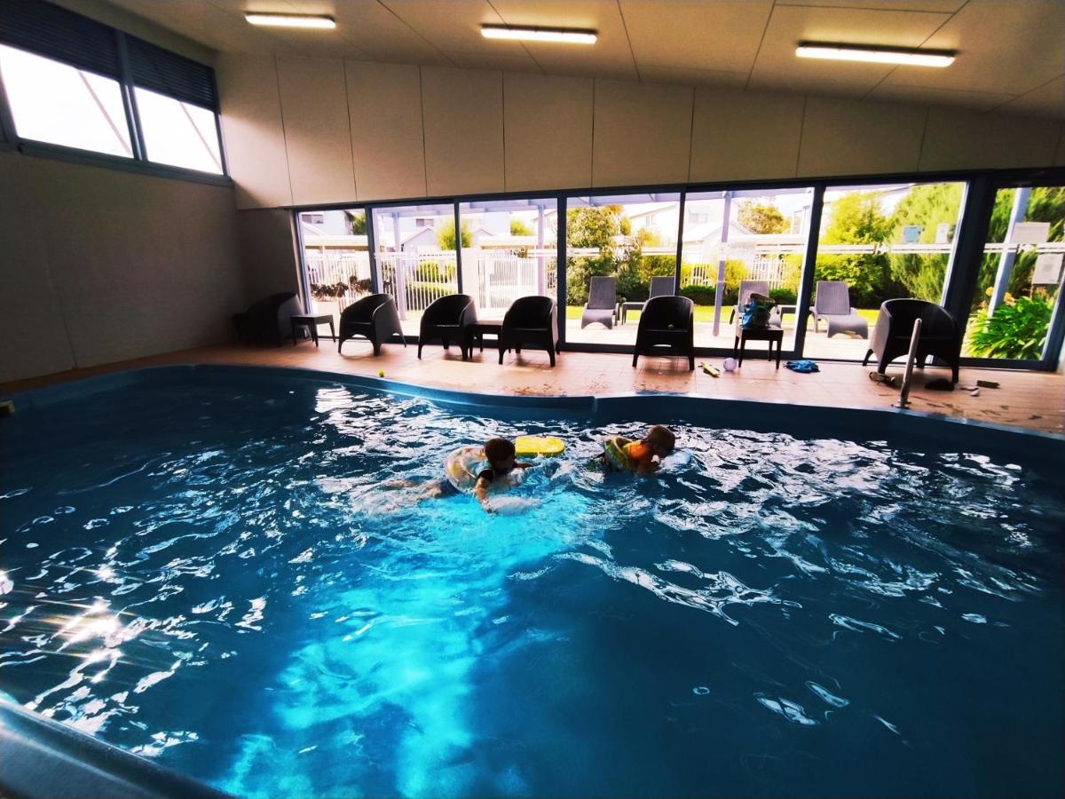 Captains Cove 1St Floor Spa Luxury Apartments - Free Netflix Пейнсвил Екстериор снимка